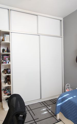 Casa de condomínio à venda com 370m², 4 quartos e 1 vagaQuarto 2