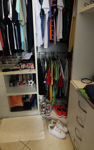 Casa de condomínio à venda com 370m², 4 quartos e 1 vagaQuarto 1 - Closet
