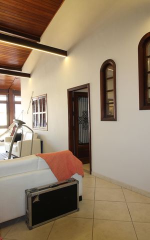 Casa de condomínio à venda com 370m², 4 quartos e 1 vagaSala 2