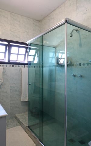 Casa de condomínio à venda com 370m², 4 quartos e 1 vagaQuarto 4 - Banheiro