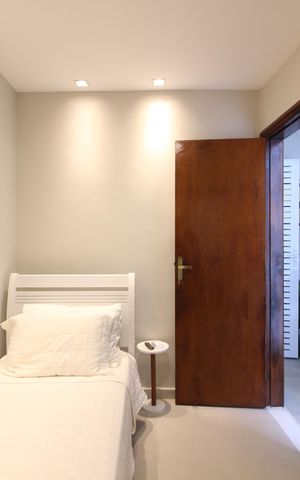 Casa de condomínio à venda com 370m², 4 quartos e 1 vagaQuarto de Serviço