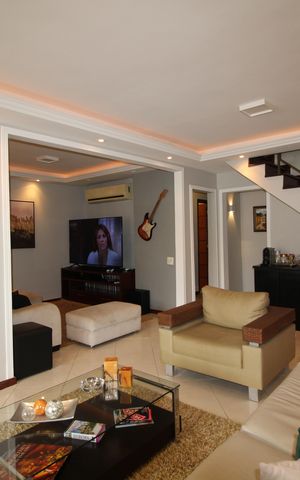 Casa de condomínio à venda com 370m², 4 quartos e 1 vagaSala 1