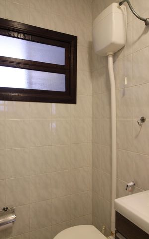 Casa de condomínio à venda com 370m², 4 quartos e 1 vagaLavabo 2