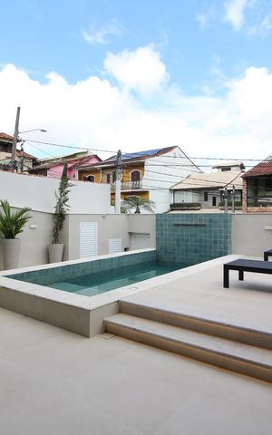 Casa de condomínio à venda com 370m², 4 quartos e 1 vagaÁrea Externa