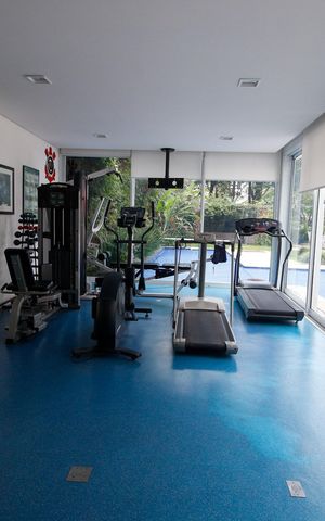 Casa para alugar com 800m², 3 quartos e 6 vagasAcademia