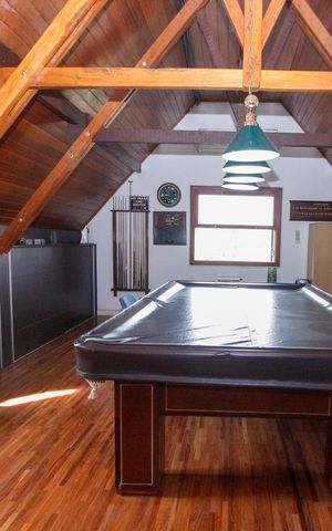 Casa para alugar com 800m², 3 quartos e 6 vagasSótão