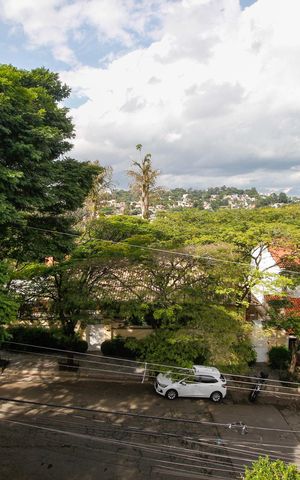 Casa para alugar com 800m², 3 quartos e 6 vagasVista do Sótão