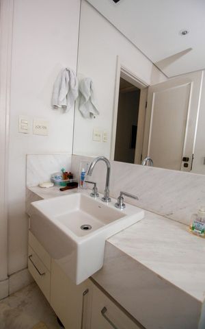 Casa para alugar com 800m², 3 quartos e 6 vagasBanheiro da Suíte 2