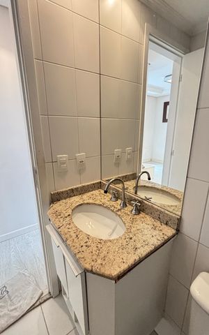 Apartamento para alugar com 78m², 3 quartos e 2 vagas Apartamento para alugar com 78m², 3 quartos e 2 vagasBanheiro