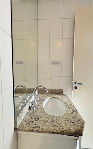 Apartamento para alugar com 78m², 3 quartos e 2 vagas Apartamento para alugar com 78m², 3 quartos e 2 vagasBanheiro da Suíte