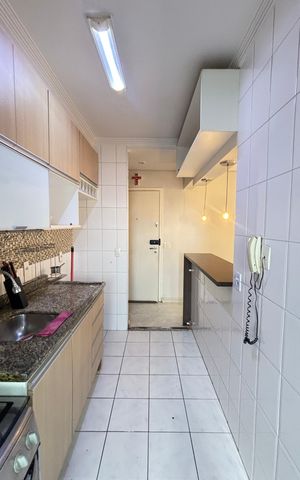 Apartamento para alugar com 78m², 3 quartos e 2 vagas Apartamento para alugar com 78m², 3 quartos e 2 vagasCozinha