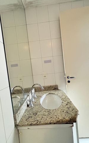 Apartamento para alugar com 78m², 3 quartos e 2 vagas Apartamento para alugar com 78m², 3 quartos e 2 vagasBanheiro da Suíte