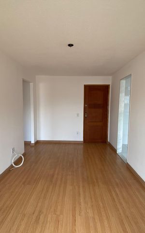 Apartamento à venda com 45m², 1 quarto e 1 vaga Apartamento à venda com 45m², 1 quarto e 1 vagaSala