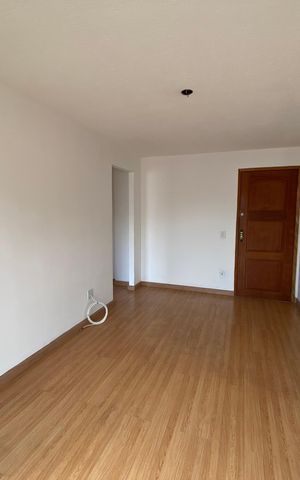 Apartamento à venda com 45m², 1 quarto e 1 vaga Apartamento à venda com 45m², 1 quarto e 1 vagaSala