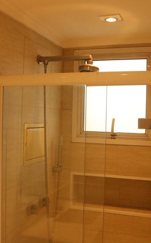 Apartamento à venda com 137m², 3 quartos e 3 vagasBanheiro da Suíte 2
