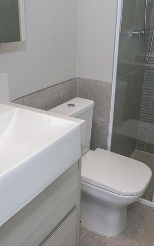 Apartamento à venda com 73m², 2 quartos e 1 vaga Apartamento à venda com 73m², 2 quartos e 1 vagaBanheiro da Suíte 1
