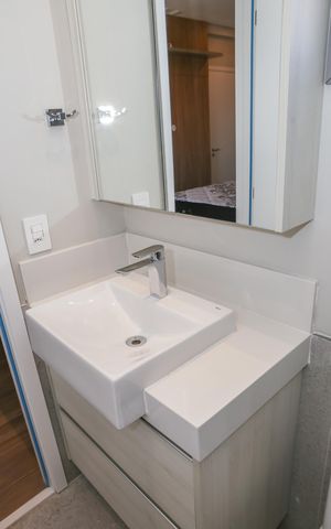 Apartamento à venda com 73m², 2 quartos e 1 vaga Apartamento à venda com 73m², 2 quartos e 1 vagaBanheiro da Suíte 2
