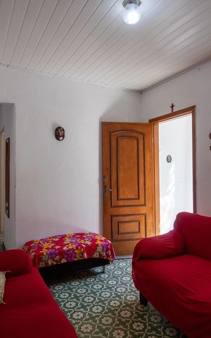 Casa à venda com 185m², 4 quartos e 1 vaga Casa à venda com 185m², 4 quartos e 1 vagaSala