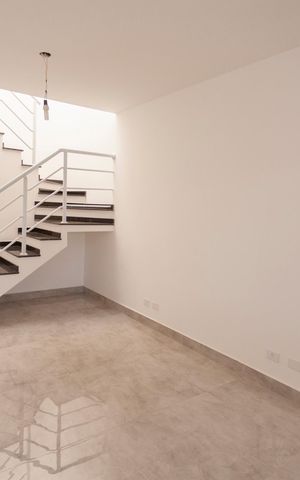 Casa à venda com 141m², 3 quartos e 2 vagasSala