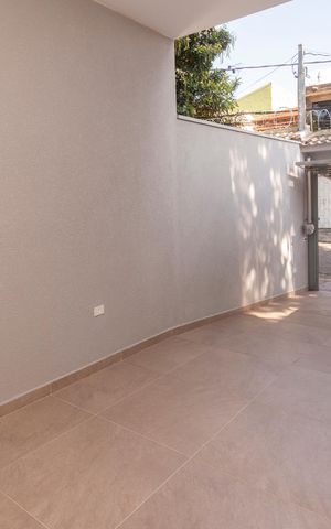Casa à venda com 141m², 3 quartos e 2 vagasGaragem