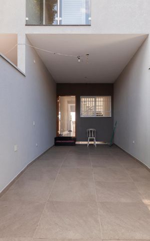 Casa à venda com 141m², 3 quartos e 2 vagasGaragem