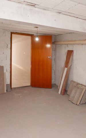 Casa à venda com 141m², 3 quartos e 2 vagasÁrea Privativa - Depósito