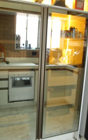 Apartamento à venda com 106m², 2 quartos e 2 vagasCozinha - Armários