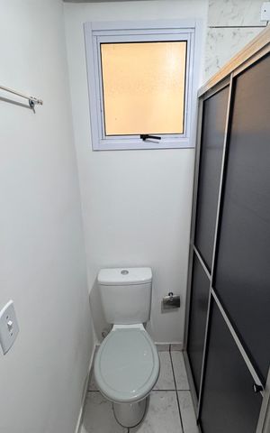 Apartamento à venda com 45m², 2 quartos e 1 vaga Apartamento à venda com 45m², 2 quartos e 1 vagaBanheiro Social