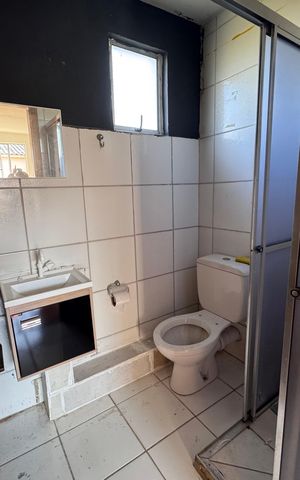 Apartamento à venda com 43m², 2 quartos e sem vaga Apartamento à venda com 43m², 2 quartos e sem vagaBanheiro Social