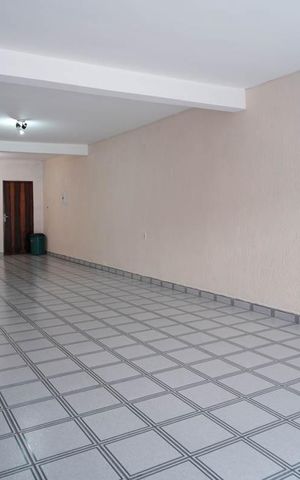 Casa à venda com 190m², 5 quartos e 4 vagasGaragem