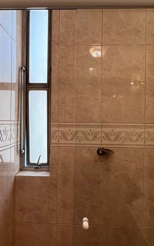 Apartamento à venda com 225m², 3 quartos e 2 vagas Apartamento à venda com 225m², 3 quartos e 2 vagasBanheiro 2