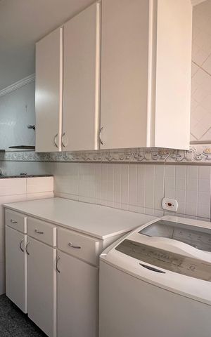 Apartamento à venda com 225m², 3 quartos e 2 vagas Apartamento à venda com 225m², 3 quartos e 2 vagasÁrea de Serviço/Cozinha