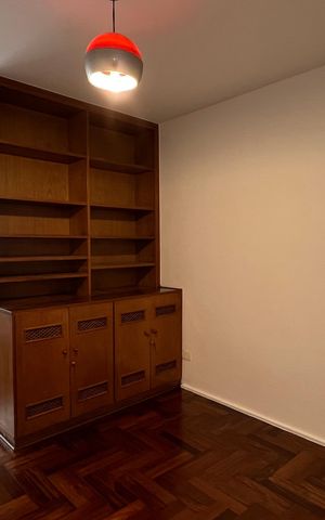 Apartamento à venda com 225m², 3 quartos e 2 vagas Apartamento à venda com 225m², 3 quartos e 2 vagasQuarto 2
