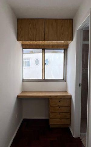 Apartamento à venda com 225m², 3 quartos e 2 vagas Apartamento à venda com 225m², 3 quartos e 2 vagasQuarto de Serviço