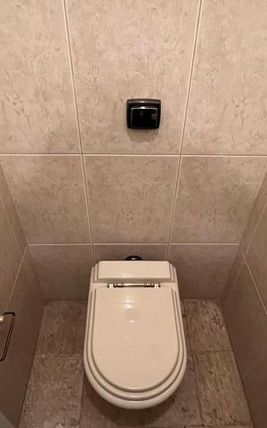 Apartamento à venda com 225m², 3 quartos e 2 vagas Apartamento à venda com 225m², 3 quartos e 2 vagasBanheiro 1