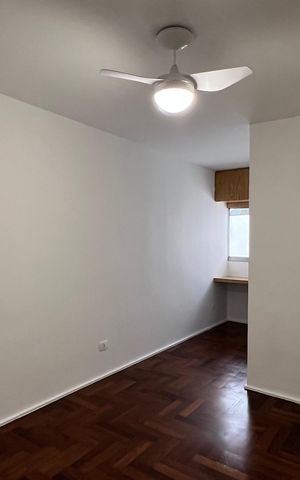 Apartamento à venda com 225m², 3 quartos e 2 vagas Apartamento à venda com 225m², 3 quartos e 2 vagasQuarto de Serviço