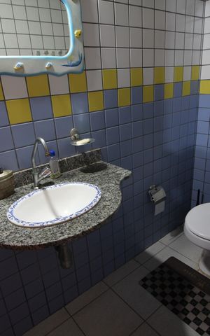 Casa de condomínio à venda com 390m², 4 quartos e 2 vagasBanheiro 2