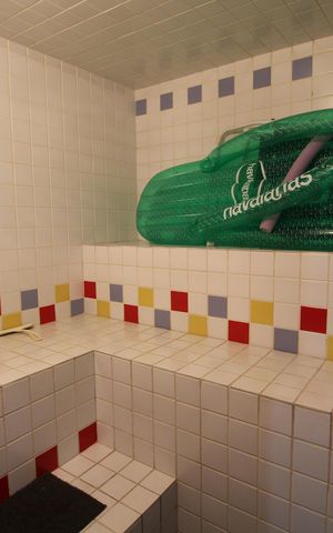 Casa de condomínio à venda com 390m², 4 quartos e 2 vagasSauna