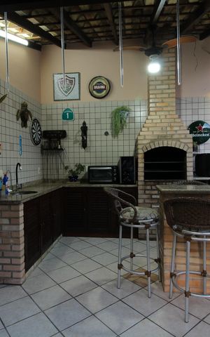 Casa de condomínio à venda com 390m², 4 quartos e 2 vagasChurrasqueira