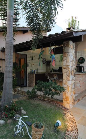Casa de condomínio à venda com 390m², 4 quartos e 2 vagasÁrea Externa