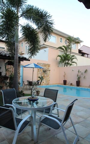 Casa de condomínio à venda com 390m², 4 quartos e 2 vagasÁrea Externa