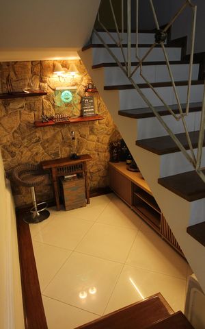 Casa de condomínio à venda com 390m², 4 quartos e 2 vagasSala