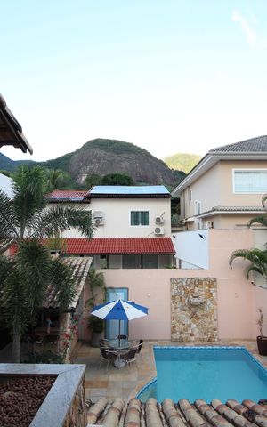 Casa de condomínio à venda com 390m², 4 quartos e 2 vagasQuarto 3 - Vista