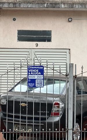 Casa à venda com 185m², 2 quartos e 3 vagas Casa à venda com 185m², 2 quartos e 3 vagasPlaca