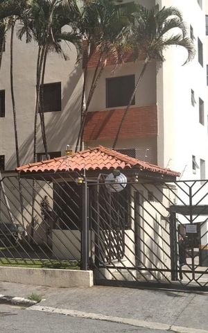 Apartamento à venda com 64m², 2 quartos e 1 vaga Apartamento à venda com 64m², 2 quartos e 1 vagaFachada