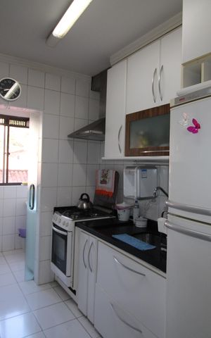 Apartamento à venda com 64m², 2 quartos e 1 vagaCozinha