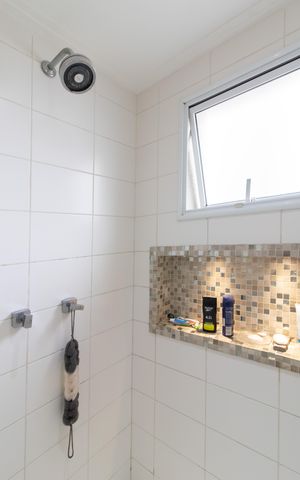 Apartamento à venda com 110m², 2 quartos e 2 vagas Apartamento à venda com 110m², 2 quartos e 2 vagasBanheiro da Suíte 1
