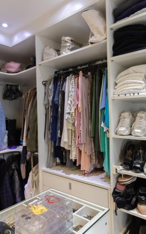 Apartamento à venda com 110m², 2 quartos e 2 vagas Apartamento à venda com 110m², 2 quartos e 2 vagasCloset da Suíte 1Closet da Suíte 1