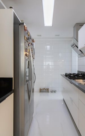 Apartamento à venda com 110m², 2 quartos e 2 vagas Apartamento à venda com 110m², 2 quartos e 2 vagasCozinha