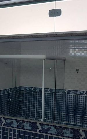 Casa para alugar com 250m², 3 quartos e 4 vagas